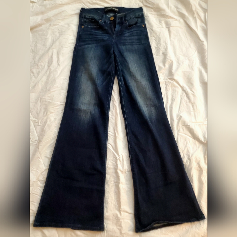 Express Wide Leg Flare Jeans - Women | Color: Blue | Size 00R, Midrise, Inseam33